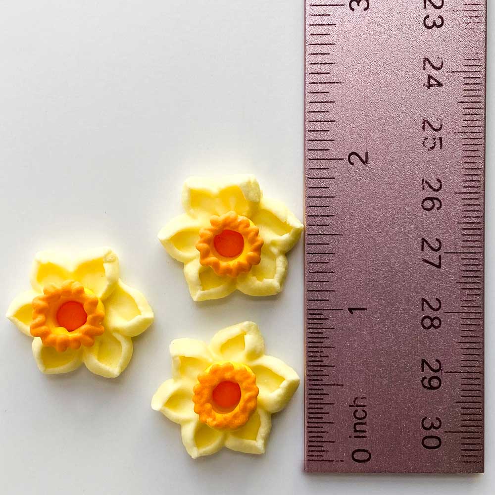 Daffodil Royal Icing Flowers - Image 2