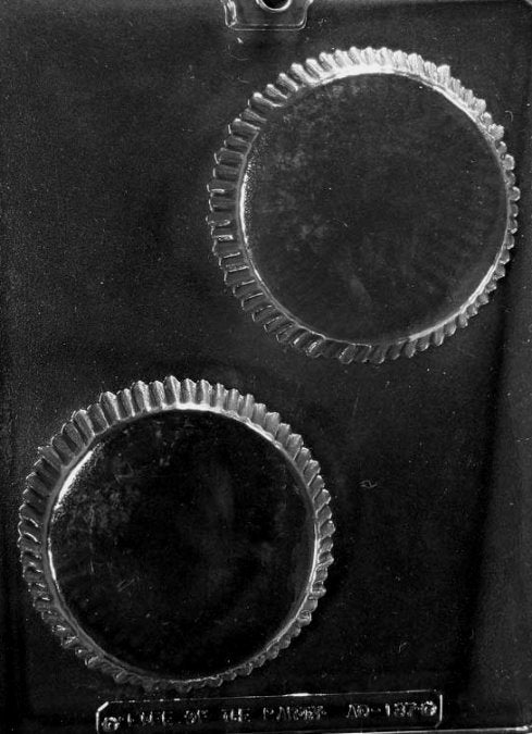 Giant Peanut Butter Cup Chocolate Mold - Image 2