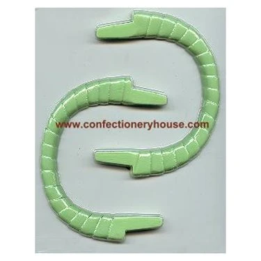 Large Pour Basket Handle Candy Mold