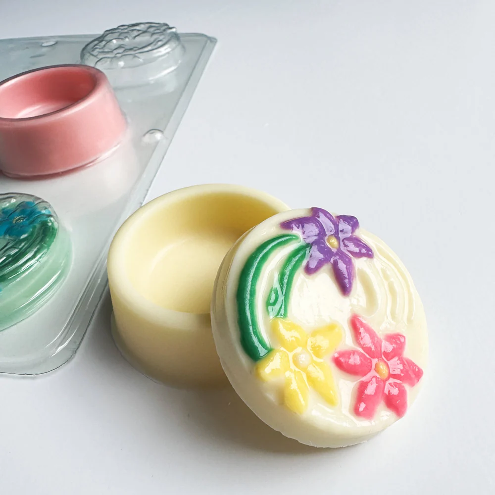 Pour Box With Flower Cover Candy Mold - Image 3