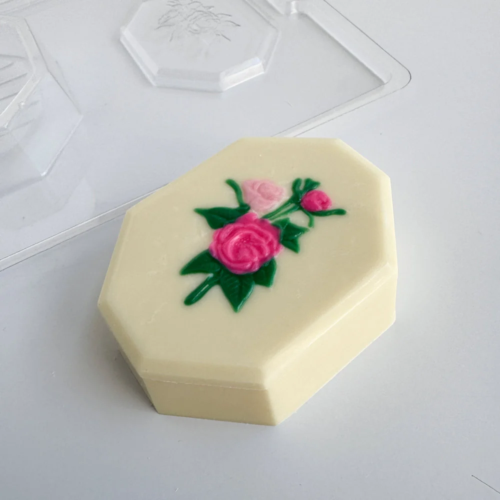 Pour Box With Rose Candy Mold - Image 2