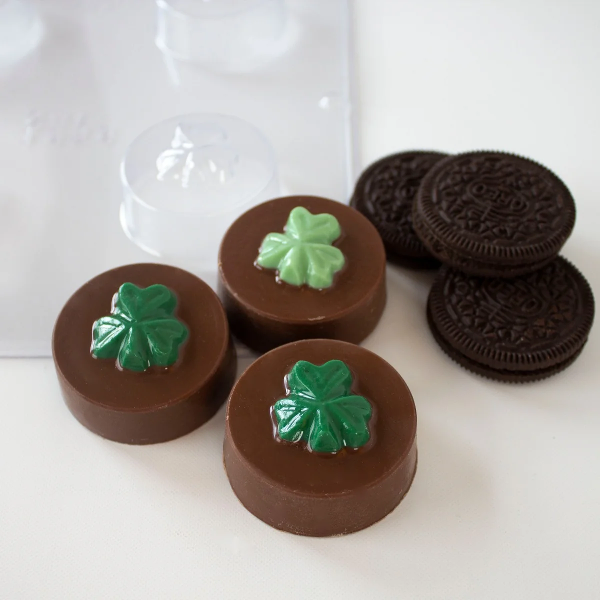 Shamrock Sandwich Cookie Mold - Image 2