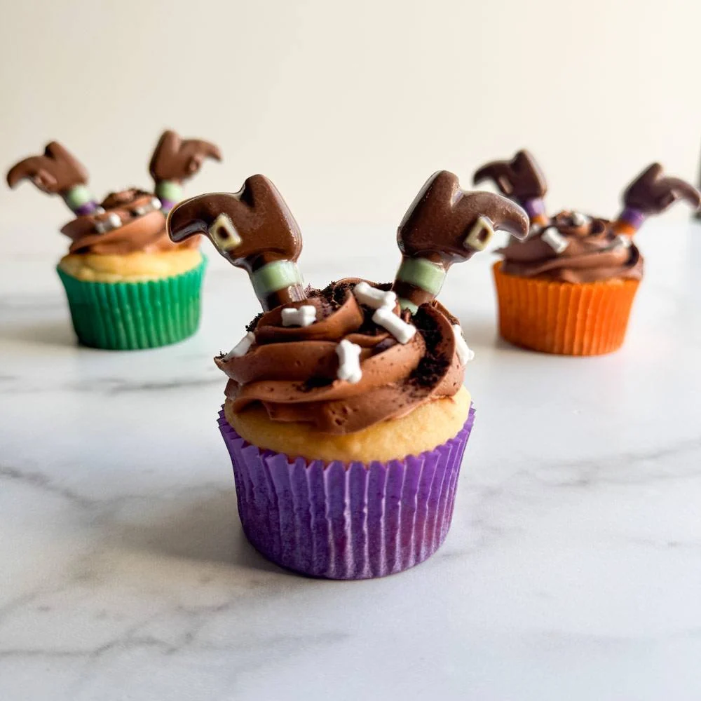Witch Feet Cupcake Toppers Candy Mold - Image 4